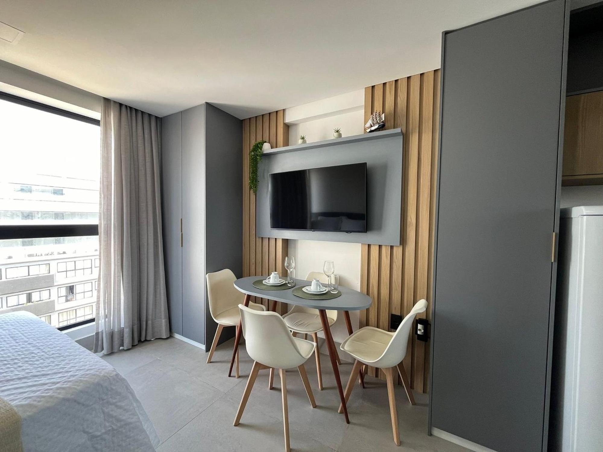 Apartment Flat Espacoso E Confortavel. Gbs 612 *
